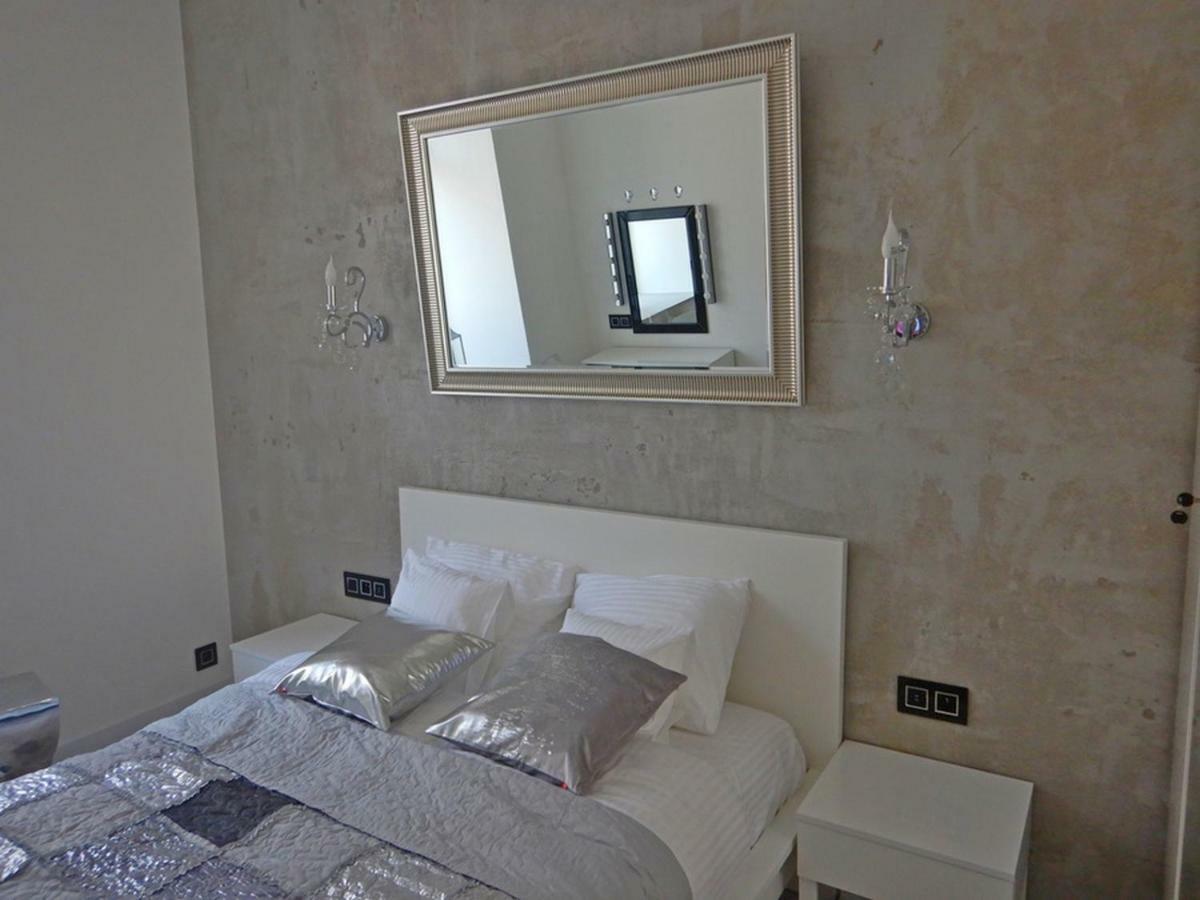 Apartamenty Centrum Z Wanna Dwuosobowa Piotrków Trybunalski Exterior foto